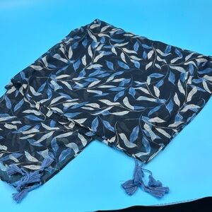 Blue and Black Leaf Pattern Scarf